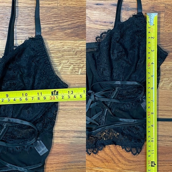 ROMWE Bundle of 4 Tops Women’s Size Small 90’s Y2K Goth Grunge - Picture 7 of 16